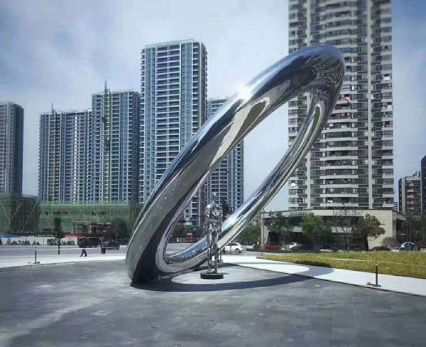 阜陽(yáng)雕塑廠家的雕塑作品在博物館中的展示方式有哪些？